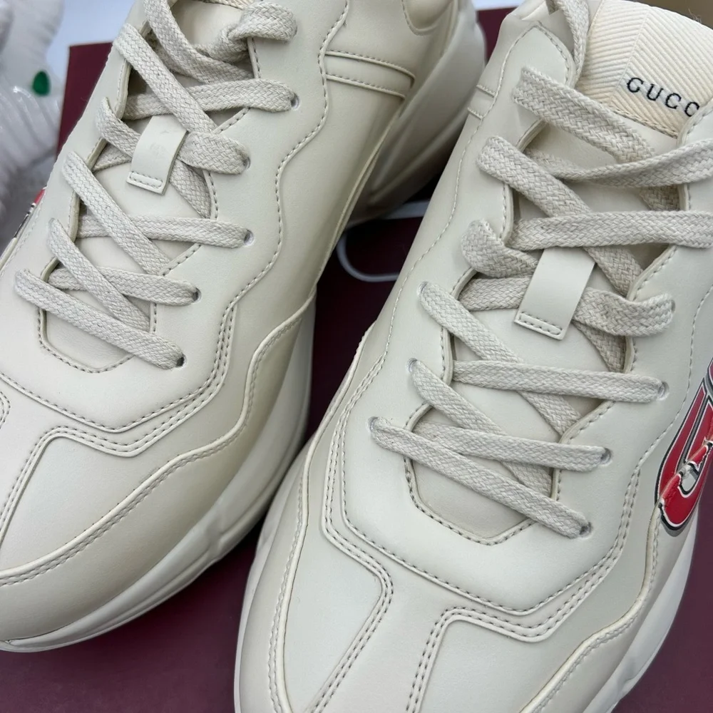 Men's Gucci, Rython leather sneaker with logo print size 9, made in Italy